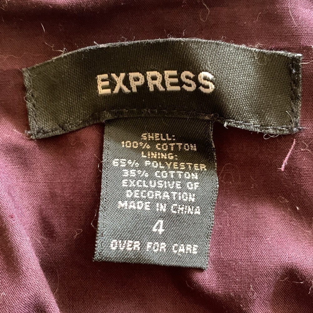 Express deep plum color embroidered halter dress size 4 - Picture 11 of 11